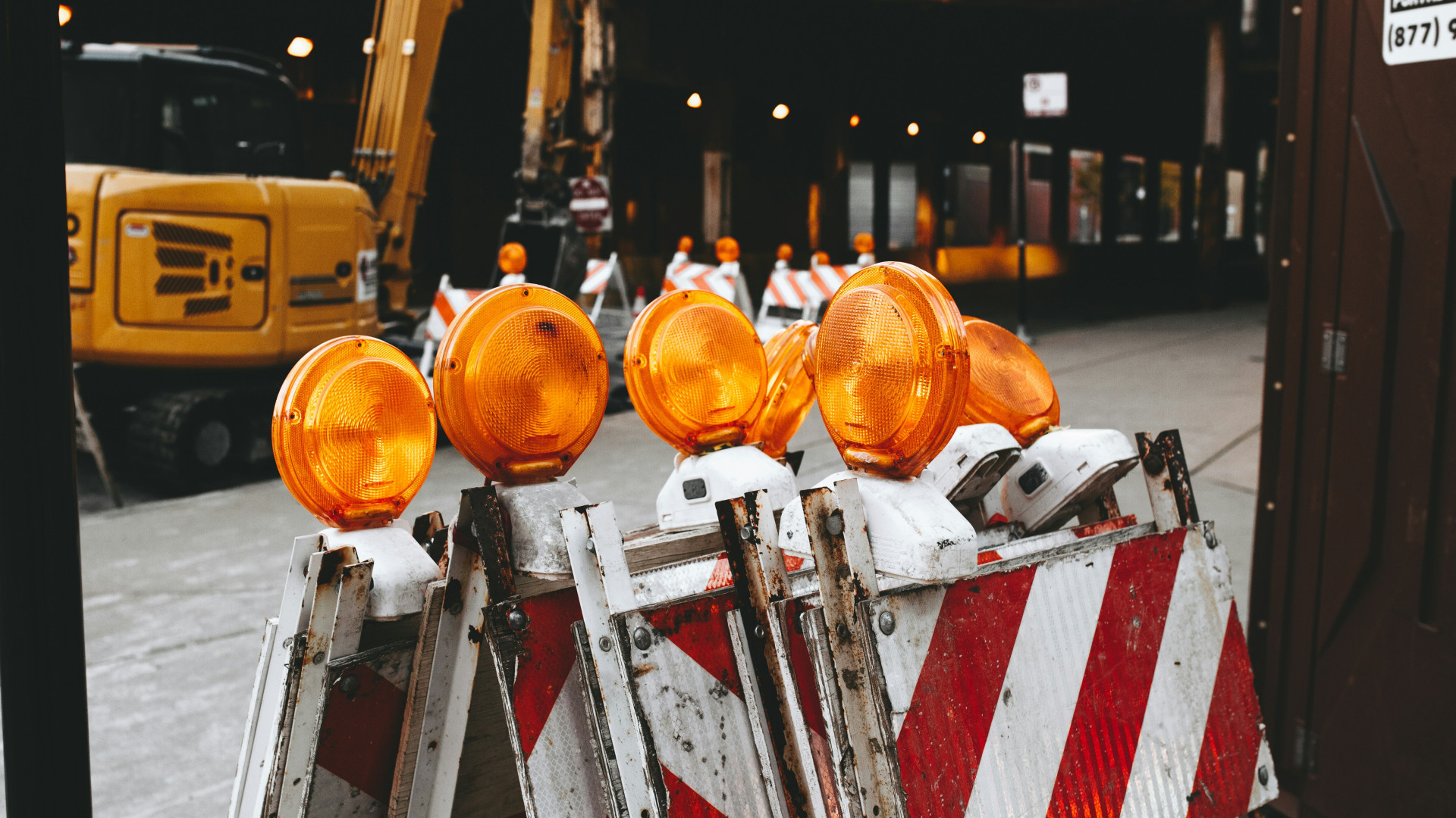 Comment bien équiper un chantier en sécurité ? Les indispensables selon Signals