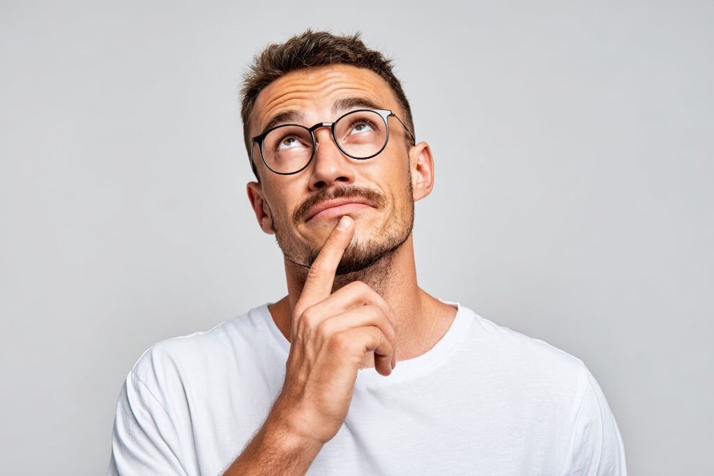 Qui valide un permis de construire 
