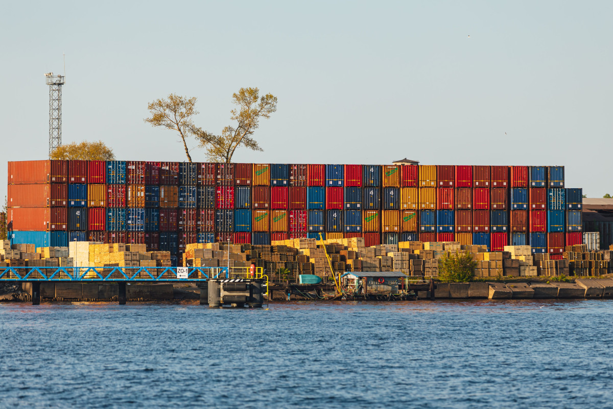 La seconde vie des conteneurs maritimes au cœur des stratégies logistiques